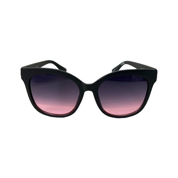 Quay Australia It\'s My Way Sunglasses Matte Black Pink Fade main image 7